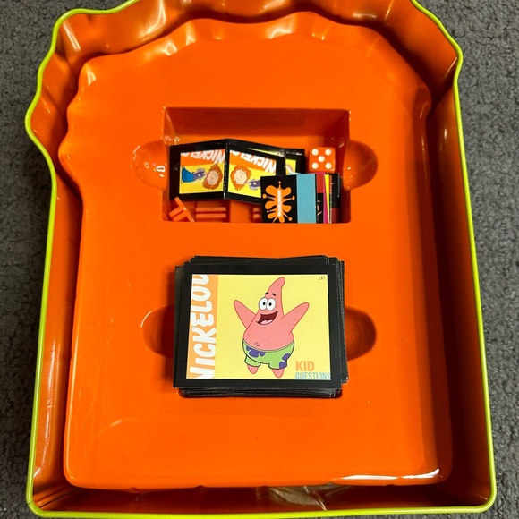 Nickelodeon Trivia & Charades Game 2004 Complete - Picture 3 of 4